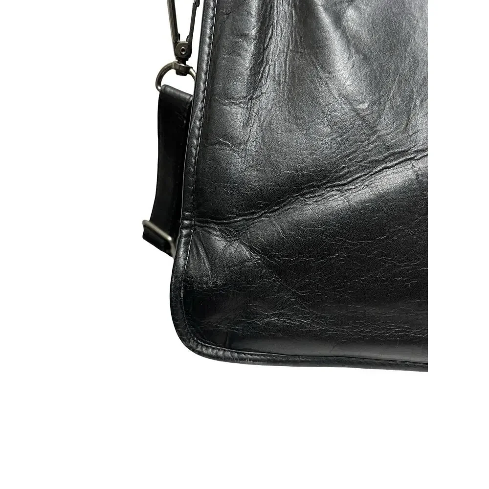 Vtg Kenneth Cole Reaction Black Leather laptop briefcase Messenger Work bag